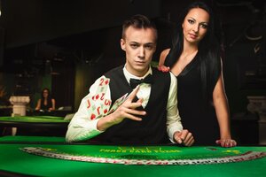 2014-04_three_card_poker_061-i35312.jpg